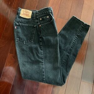 LEVI’S 551 Women's Black Relaxed Tapered Leg Cotton Jeans Size 8 MED EUC